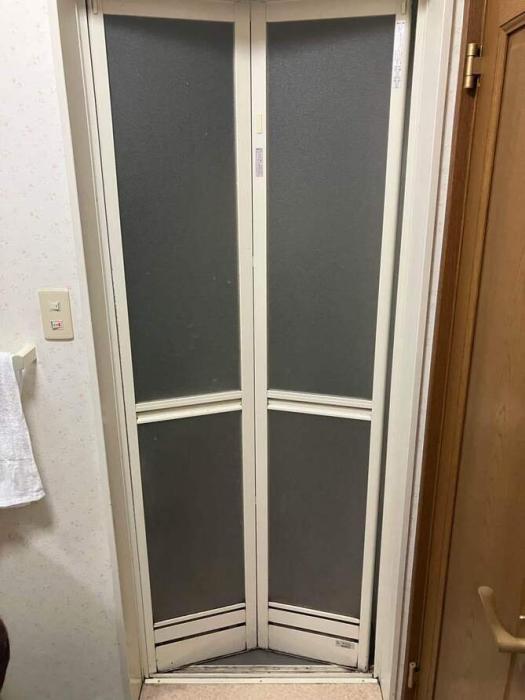 浴室ドア交換工事
